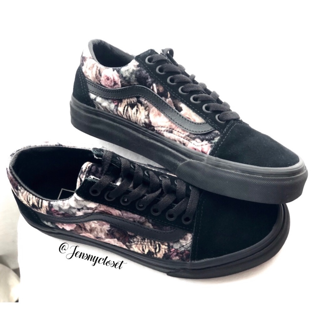 Unisex VANS Floral Velvet Old Skool Sneakers/Shoes